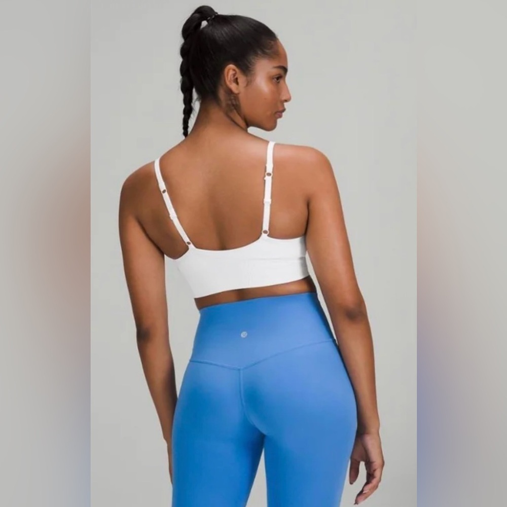 Lululemon Size 4 White Ebb to Street Adjustable Sports Bra - Picture 2 of 7